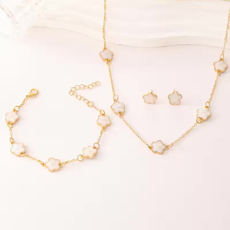 https://cdn.shopify.com/s/files/1/0830/7487/5738/files/7A0D9B5D-EA00-467B-BF4A-D87305831EA6.jpg?v=1773741370
