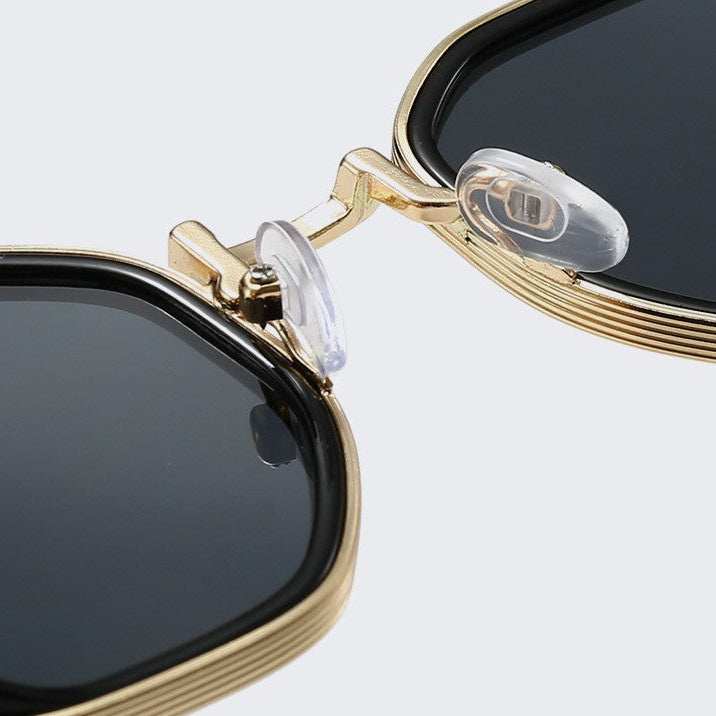 https://cdn.shopify.com/s/files/1/0830/7487/5738/files/Detail_13_cad196cb-8449-4e1f-9394-28419608f8be.jpg?v=1773753095