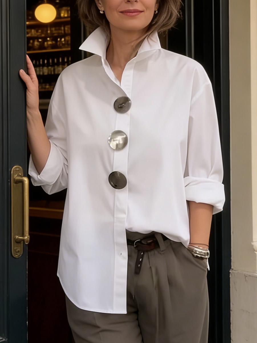 https://cdn.shopify.com/s/files/1/0830/7487/5738/files/Isabella___Elegant_and_modern_blouse_with_a_stand-up_collar_3.png?v=1778598148