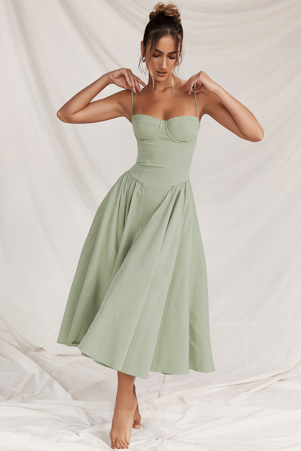 https://cdn.shopify.com/s/files/1/0830/7487/5738/files/Liora___White_Midi_Dress__Elegant__Flattering___Versatile_for_Every_Occasion_0.jpg?v=1778597092
