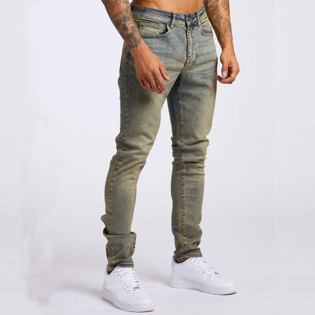 https://cdn.shopify.com/s/files/1/0913/7753/3275/files/Mens-Casual-Denim-Jeans-for-Everyday-Wear-7.jpg?v=1773068252