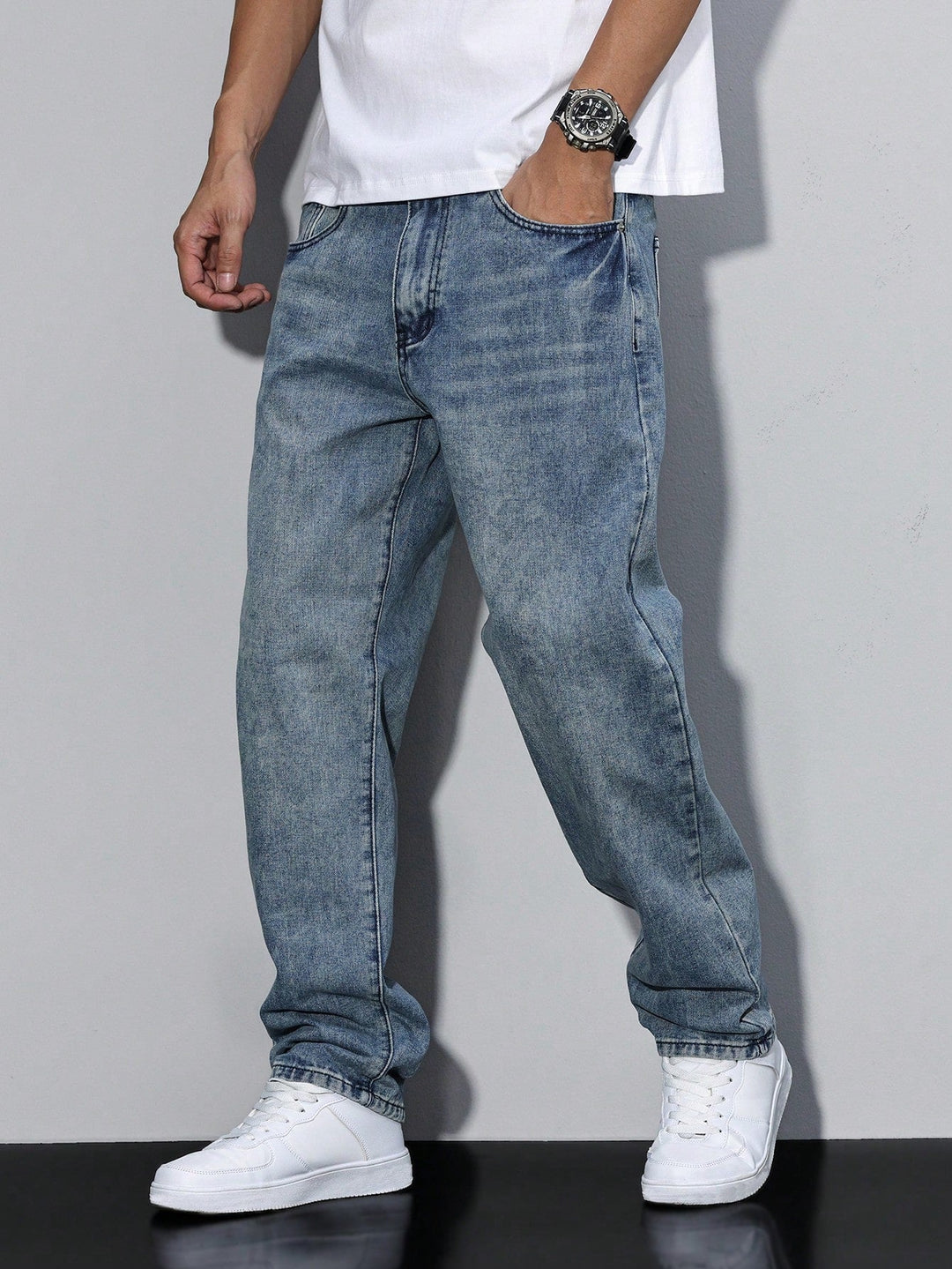 https://cdn.shopify.com/s/files/1/0913/7753/3275/files/Mens-Casual-Straight-Leg-Jeans-3.jpg?v=1773065742