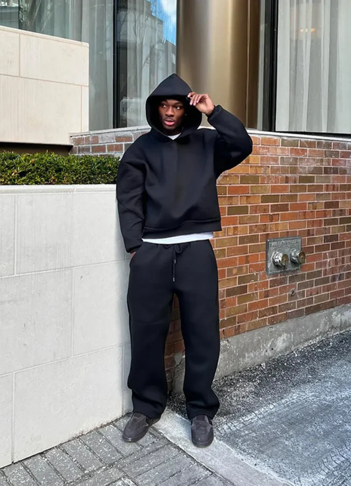 https://cdn.shopify.com/s/files/1/0913/7753/3275/files/Mens-Hoodie-and-Jogging-Set-for-Casual-Comfort-13.png?v=1773077502