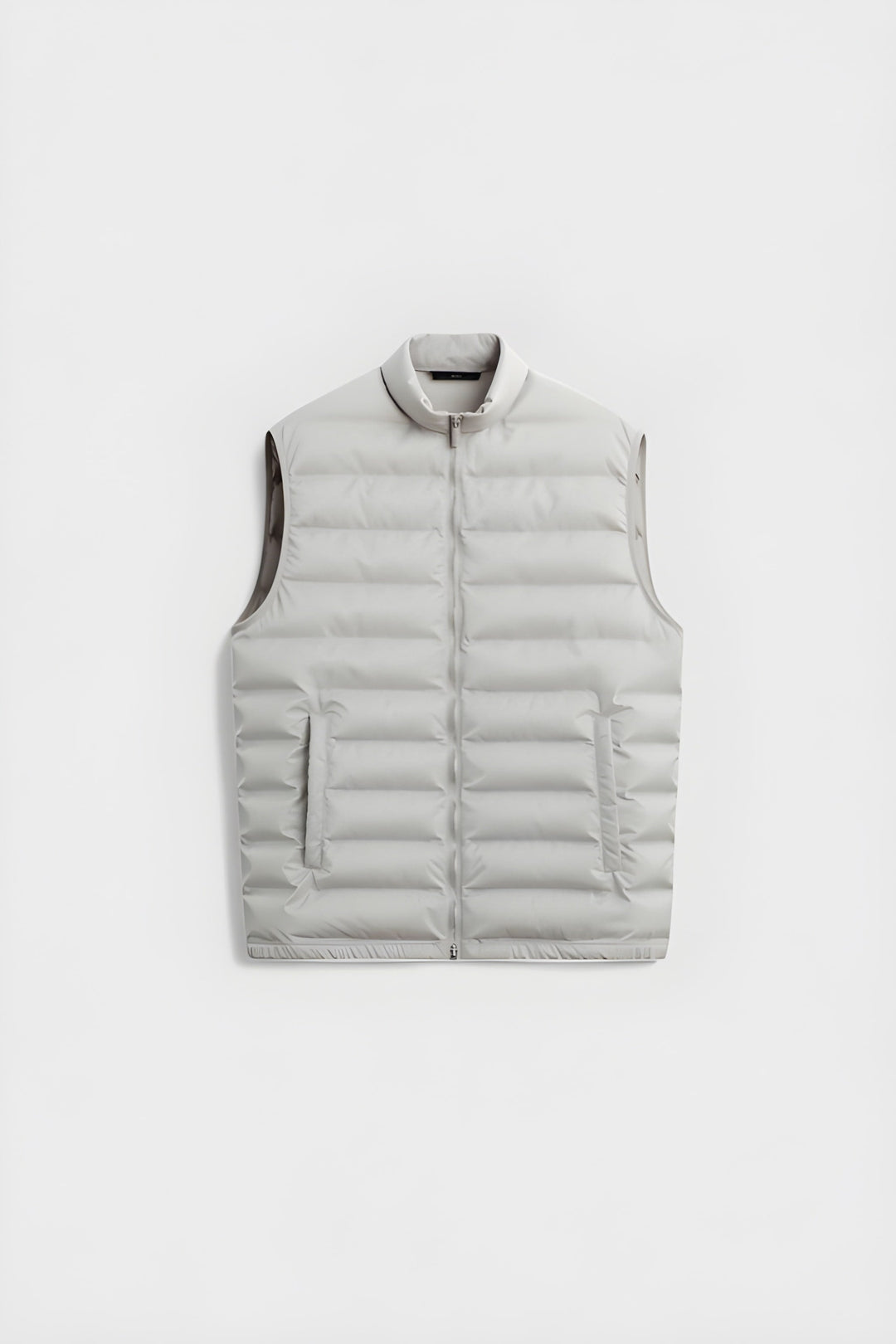 https://cdn.shopify.com/s/files/1/0913/7753/3275/files/Mens-Lightweight-Sleeveless-Bodywarmer-Gilet-3.jpg?v=1773071596