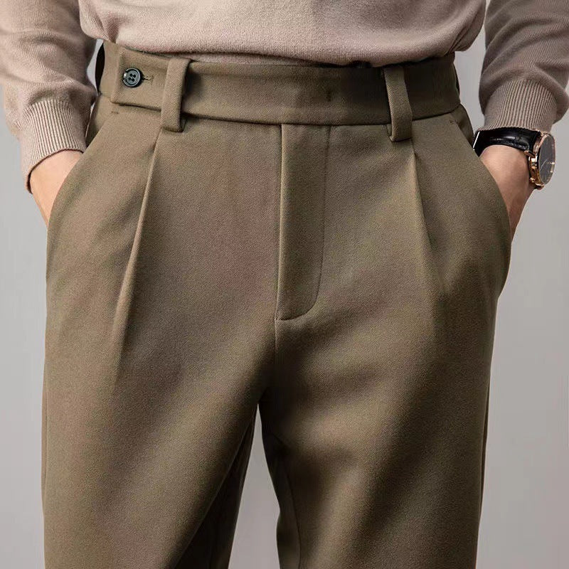 https://cdn.shopify.com/s/files/1/0913/7753/3275/files/Mens-Loose-Fit-Trousers-for-Relaxed-Comfort-4.jpg?v=1773079417