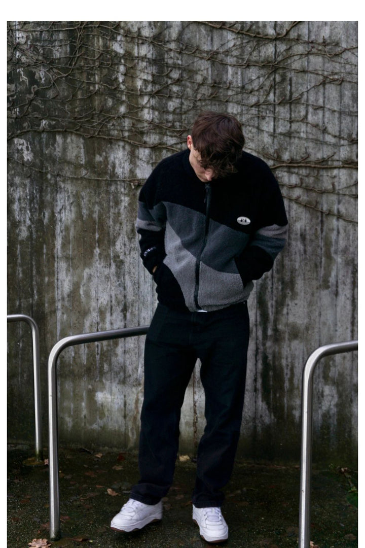 https://cdn.shopify.com/s/files/1/0913/7753/3275/files/Mens-Midweight-Fleece-Jacket-4.jpg?v=1773068452