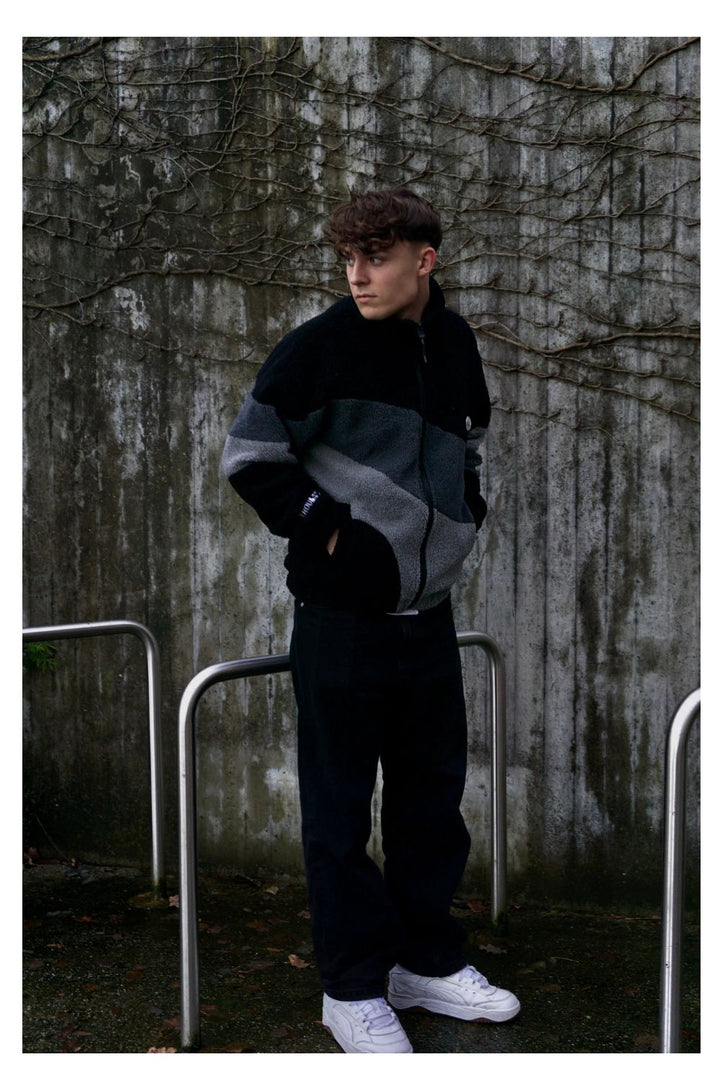 https://cdn.shopify.com/s/files/1/0913/7753/3275/files/Mens-Midweight-Fleece-Jacket-6.jpg?v=1773068458