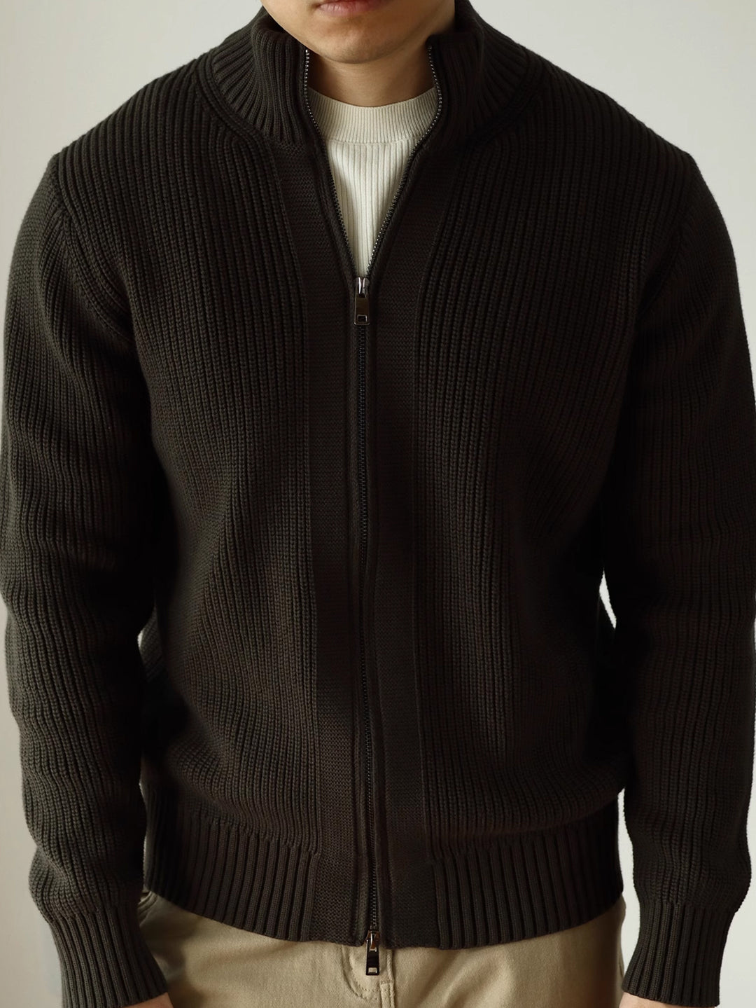 https://cdn.shopify.com/s/files/1/0913/7753/3275/files/Mens-Quarter-Zip-Sweater-for-Stylish-Warmth.jpg?v=1773071279