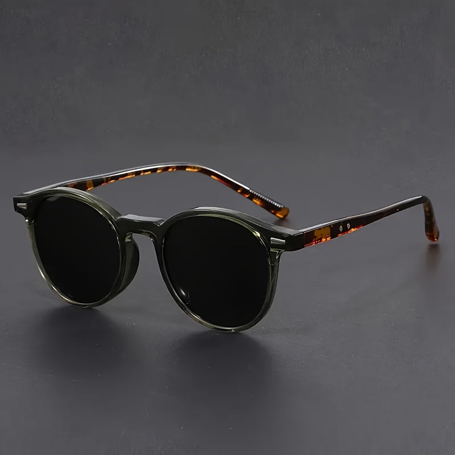 https://cdn.shopify.com/s/files/1/0913/7753/3275/files/Mens-Round-Frame-Sunglasses-2.jpg?v=1772190245
