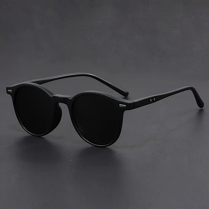 https://cdn.shopify.com/s/files/1/0913/7753/3275/files/Mens-Round-Frame-Sunglasses-3.jpg?v=1772190248