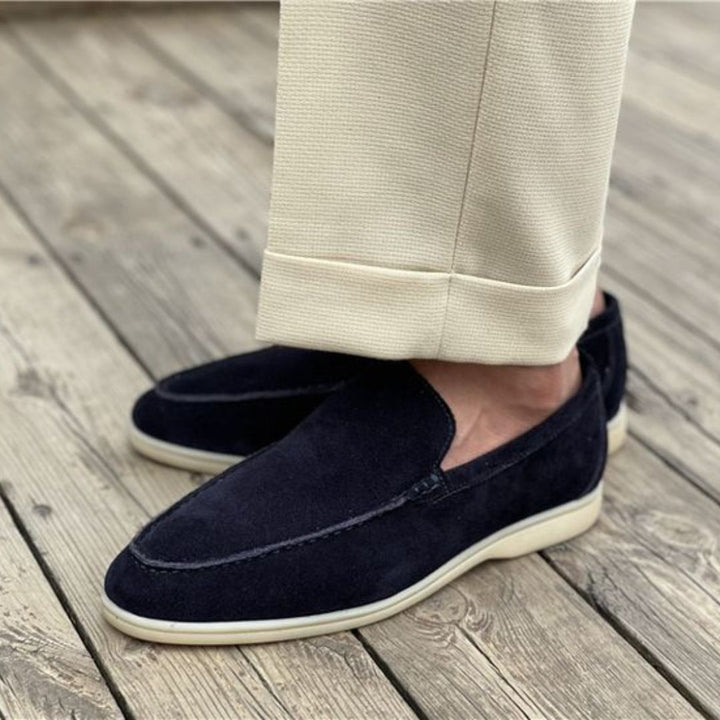 https://cdn.shopify.com/s/files/1/0913/7753/3275/files/Mens-Suede-Loafers-for-Comfort-and-Style-3.jpg?v=1773060464