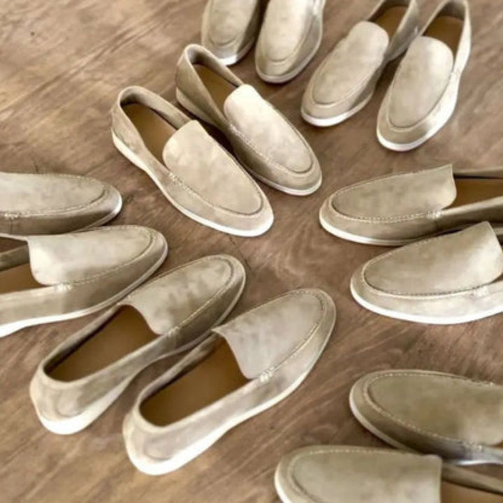 https://cdn.shopify.com/s/files/1/0913/7753/3275/files/Mens-Suede-Loafers-for-Comfort-and-Style-5.jpg?v=1773060470