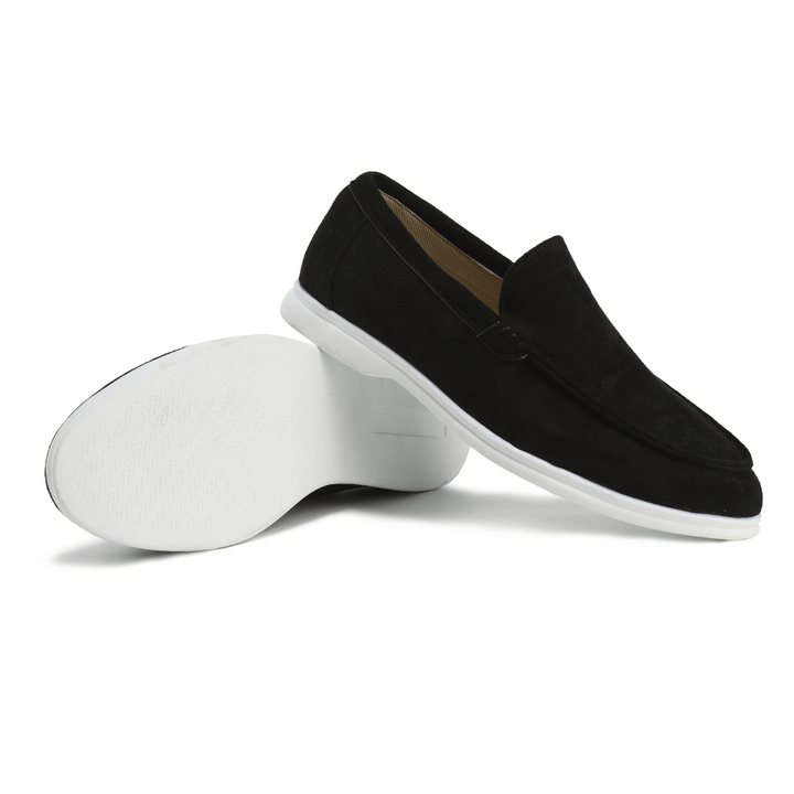 https://cdn.shopify.com/s/files/1/0913/7753/3275/files/Mens-Suede-Loafers-for-Comfort-and-Style-6.png?v=1773060473