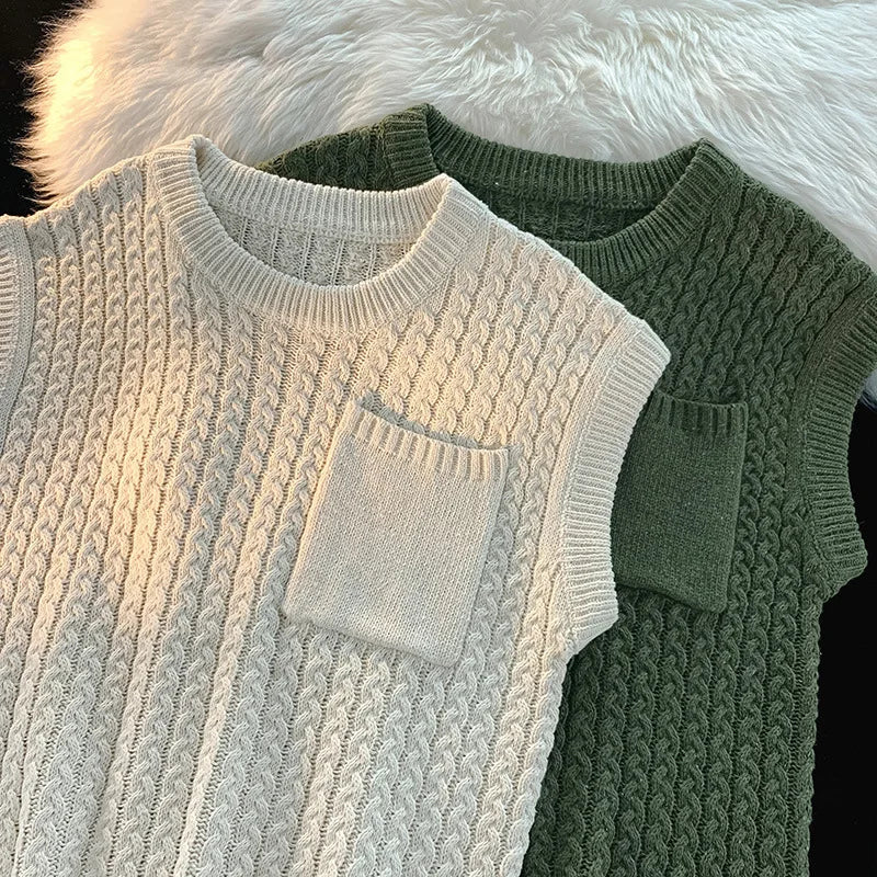 Saint Aurell Elwood Cable-Knit Vest Relaxed Fit with Pocket