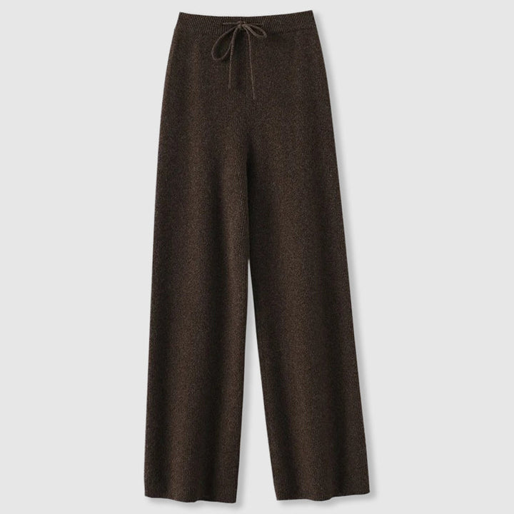 https://cdn.shopify.com/s/files/1/0830/7487/5738/files/SofiaAmorettiCashmereWide-LegPants_9.jpg?v=1773427599