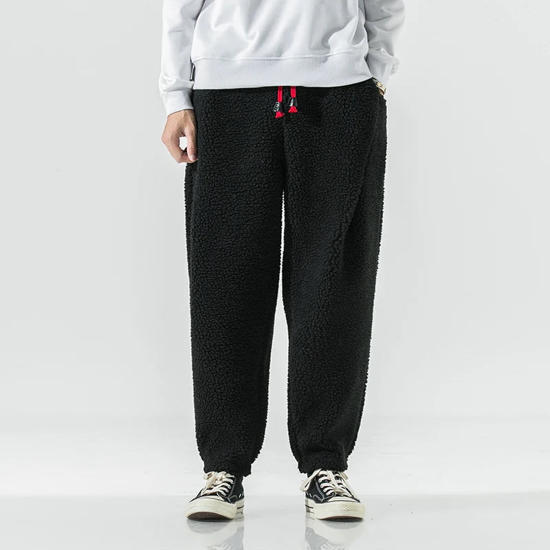https://cdn.shopify.com/s/files/1/0830/7487/5738/files/bLACK_2.png?v=1772476683