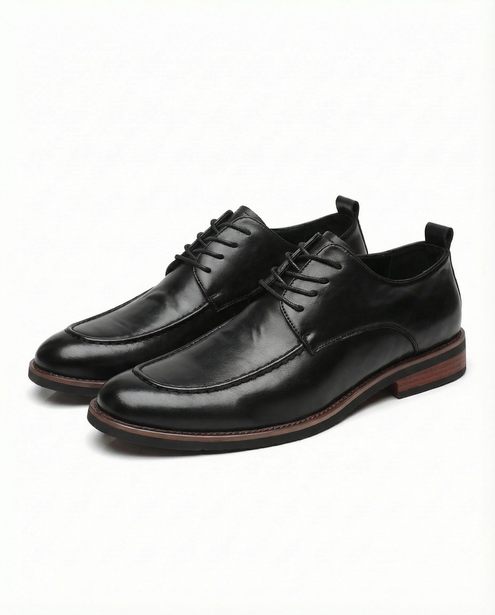 https://cdn.shopify.com/s/files/1/0830/7487/5738/files/freepik__highquality-studio-product-photo-of-shoe-made-from__60443.png?v=1778082440