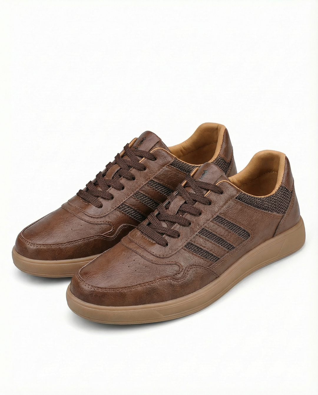 https://cdn.shopify.com/s/files/1/0830/7487/5738/files/freepik__highquality-studio-product-photo-of-shoes-made-fro__44594.png?v=1778082444