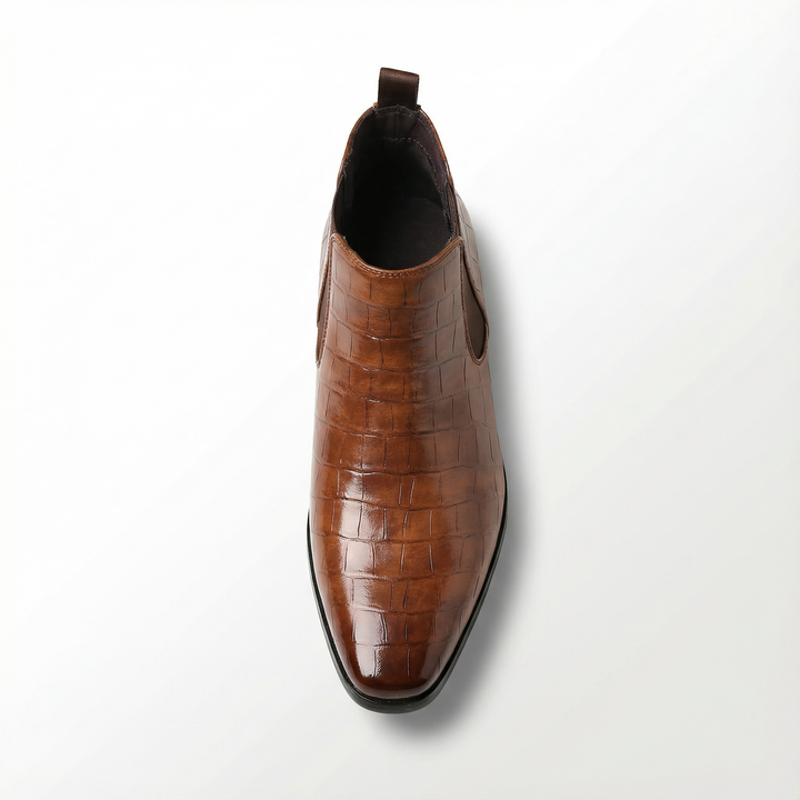 https://cdn.shopify.com/s/files/1/0830/7487/5738/files/freepik__highquality-topdown-studio-photo-of-a-boot-img1-pl__29257.png?v=1778082461