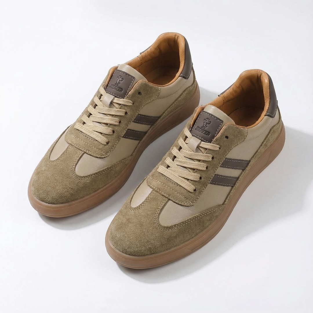 https://cdn.shopify.com/s/files/1/0830/7487/5738/files/freepik__highquality-topdown-studio-photo-of-a-pair-of-snea__13083.png?v=1778082457