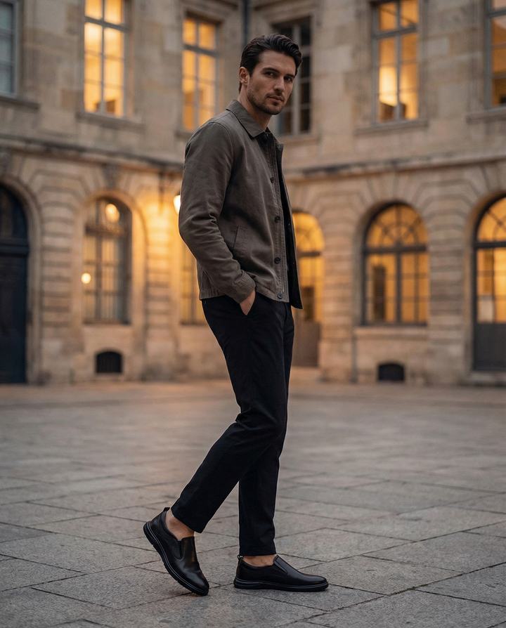 https://cdn.shopify.com/s/files/1/0830/7487/5738/files/freepik__realistic-lifestyle-photo-of-a-male-model-wearing-__60456.png?v=1778082441