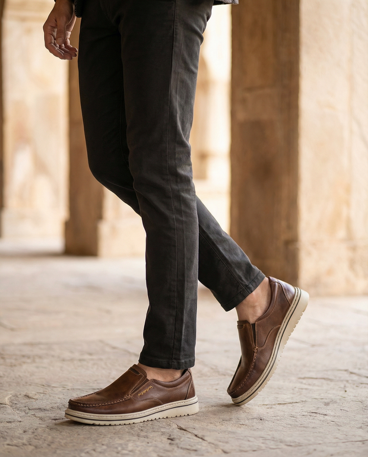 https://cdn.shopify.com/s/files/1/0830/7487/5738/files/freepik__remaske-but-dont-shoe-face-focus-on-lower-half-of-__17005.png?v=1778082435