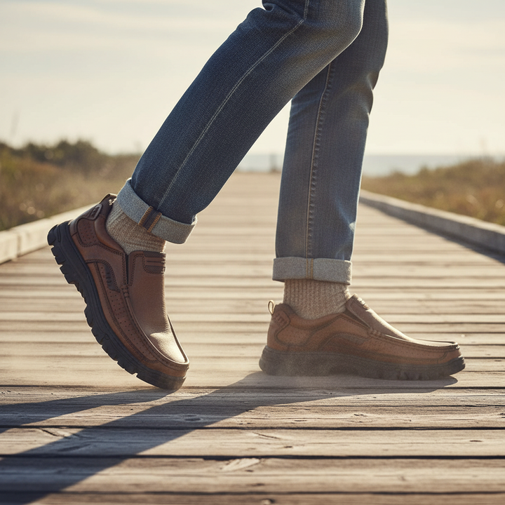 https://cdn.shopify.com/s/files/1/0830/7487/5738/files/freepik__rugged-mens-casual-footwear-male-model-wearing-sho__84101.png?v=1778082455