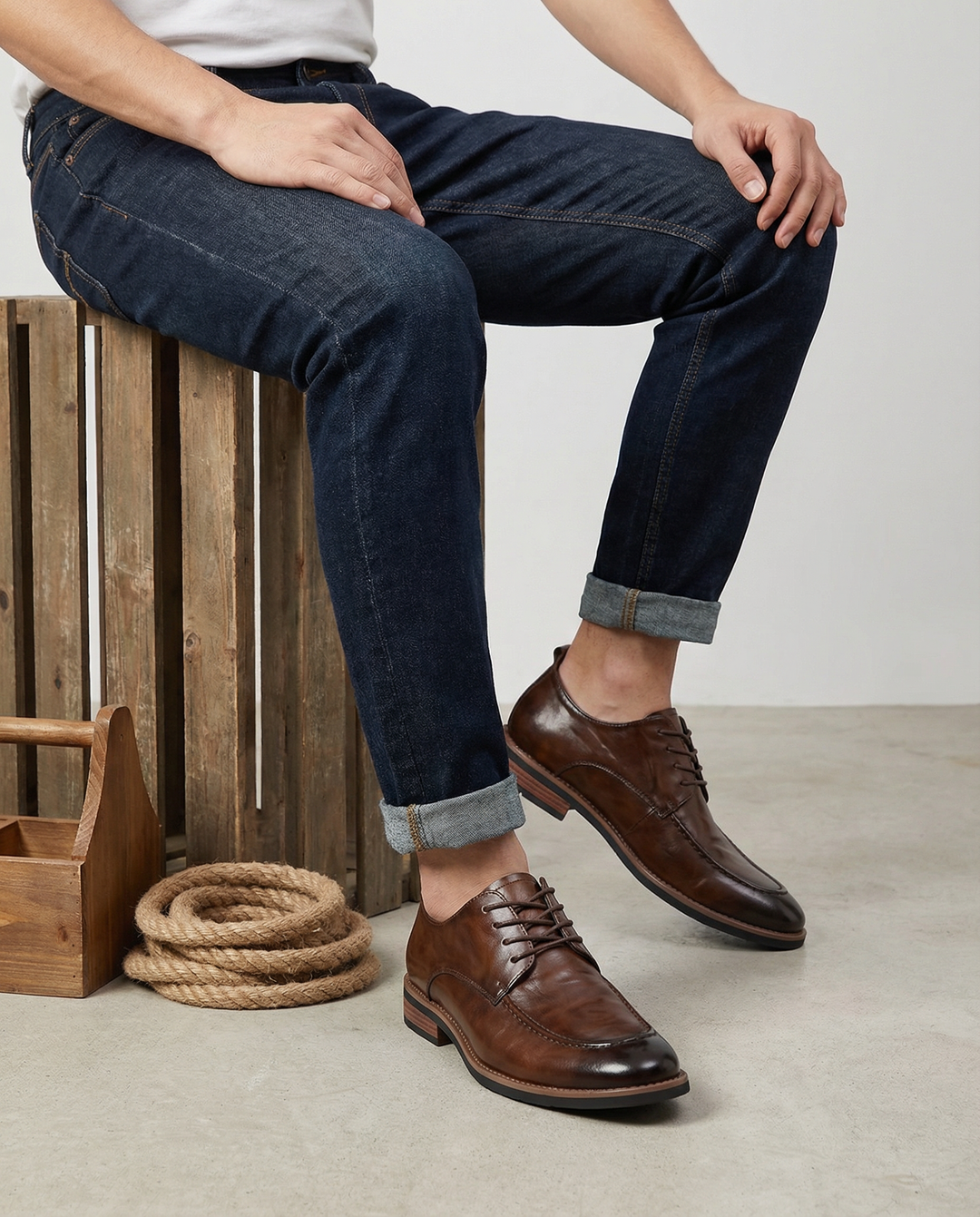 https://cdn.shopify.com/s/files/1/0830/7487/5738/files/freepik__studio-lifestyle-image-of-male-model-wearing-shoes__60438.png?v=1778082440