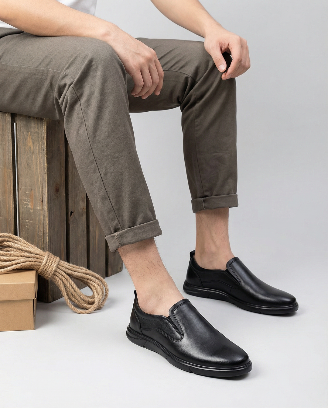 https://cdn.shopify.com/s/files/1/0830/7487/5738/files/freepik__studio-lifestyle-image-of-male-model-wearing-shoes__60452.png?v=1778082440
