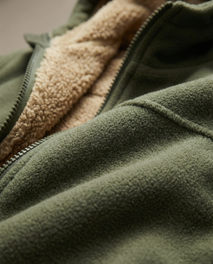 https://cdn.shopify.com/s/files/1/0830/7487/5738/files/freepik__ultraclean-macro-product-closeup-of-cotton-used-in__38917.png?v=1778082436