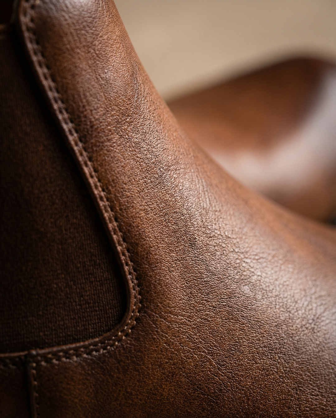 https://cdn.shopify.com/s/files/1/0830/7487/5738/files/freepik__ultraclean-macro-product-closeup-of-leather-used-i__15733.png?v=1778082436