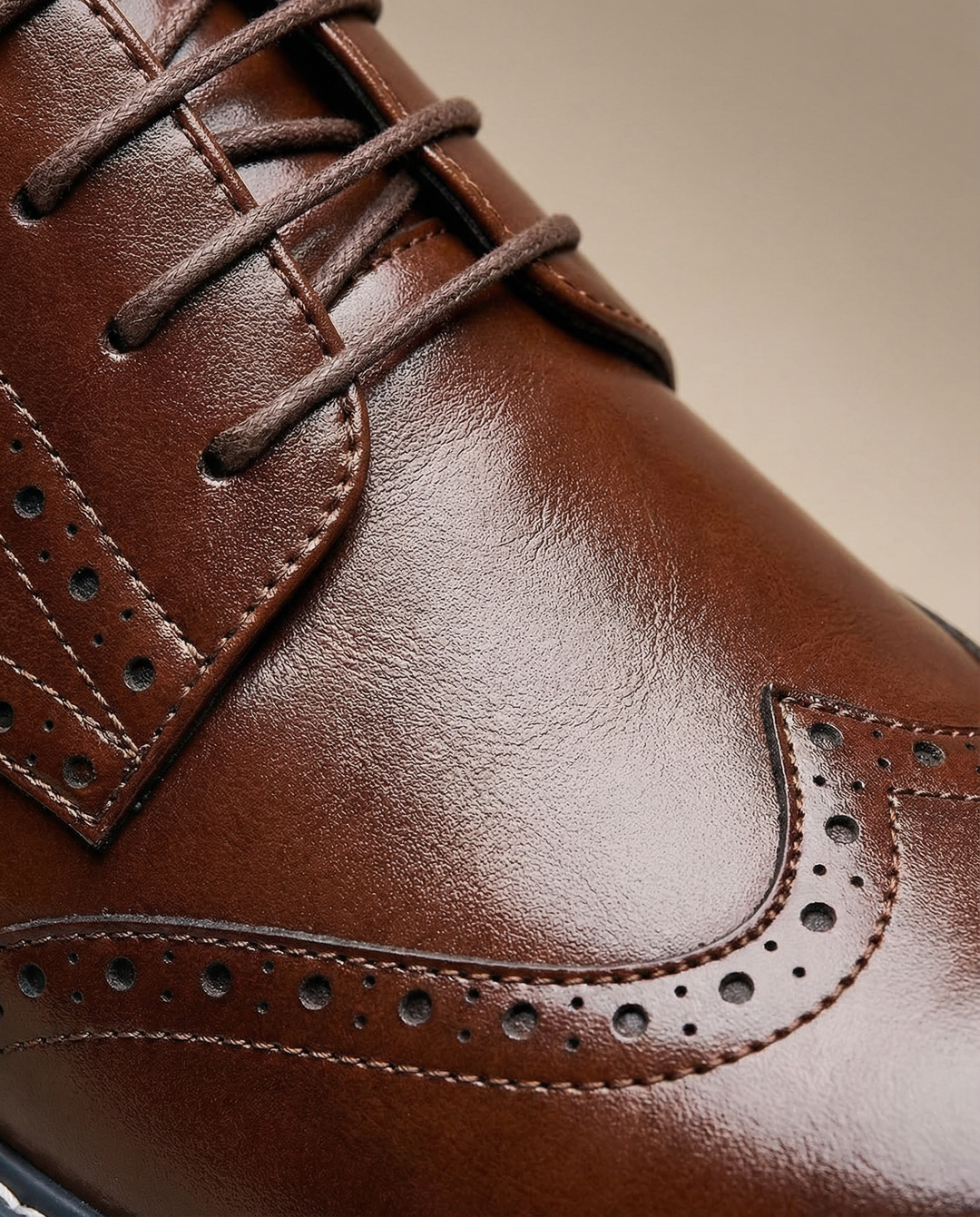 https://cdn.shopify.com/s/files/1/0830/7487/5738/files/freepik__ultraclean-macro-product-closeup-of-leather-used-i__38929.png?v=1778082440