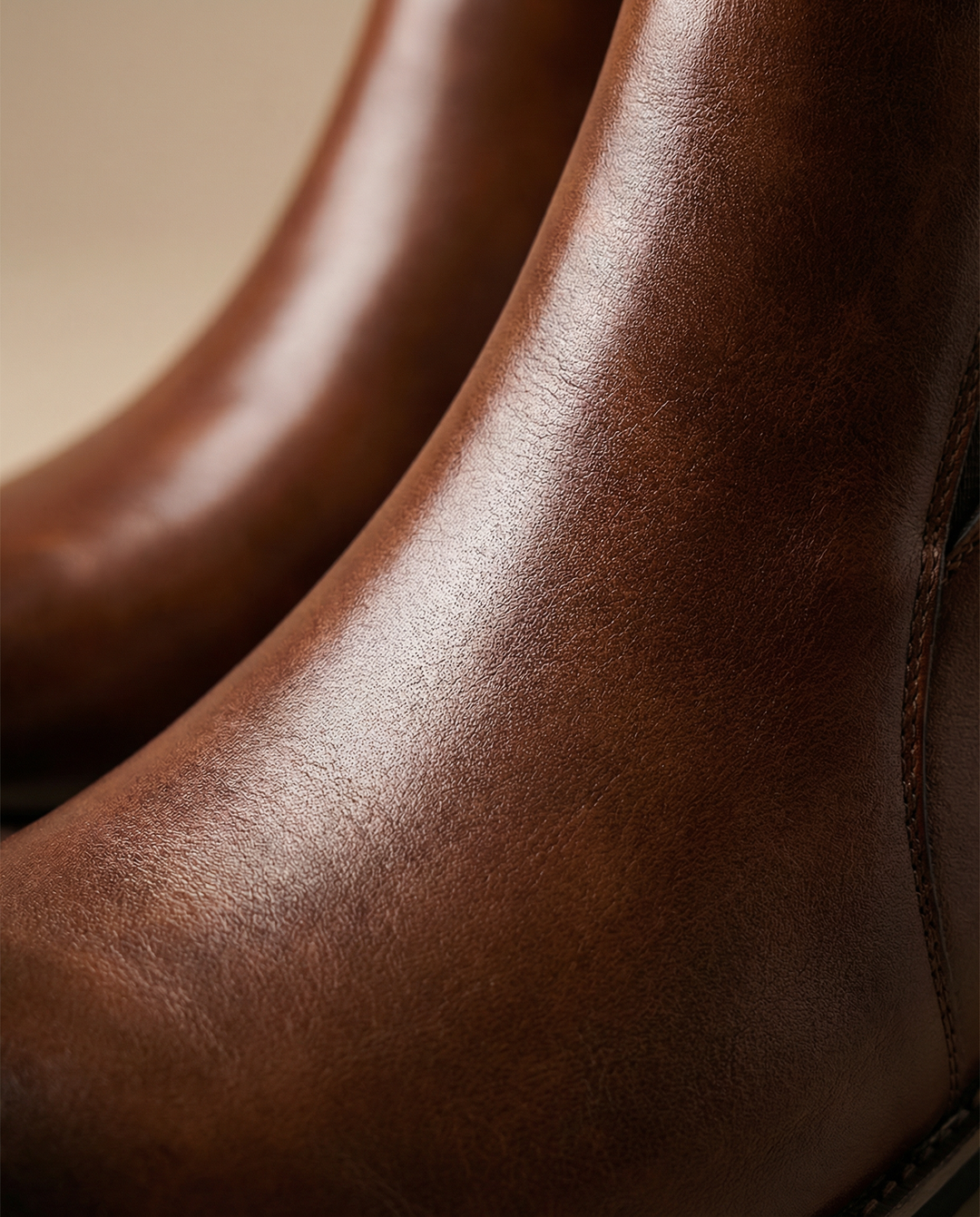 https://cdn.shopify.com/s/files/1/0830/7487/5738/files/freepik__ultraclean-macro-product-closeup-of-leather-used-i__98788.png?v=1778082428