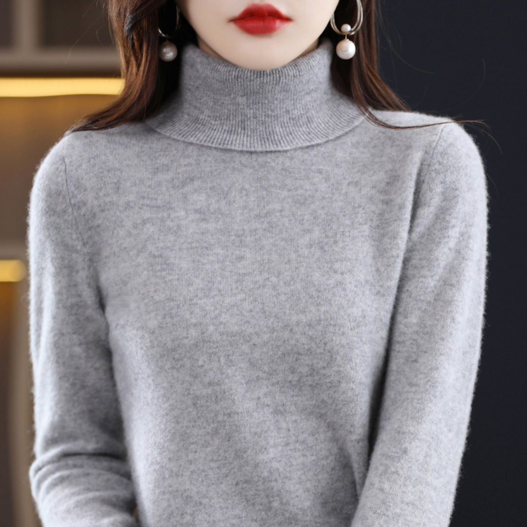 https://cdn.shopify.com/s/files/1/0830/7487/5738/files/grauer_rollkragenpullover_vorne_Crystalli3252.png?v=1771408575