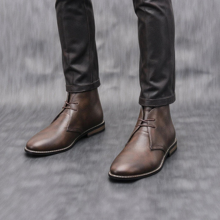 Saint Aurell Blackthorn Leather Boot Rugged Cowhide Dark Brown