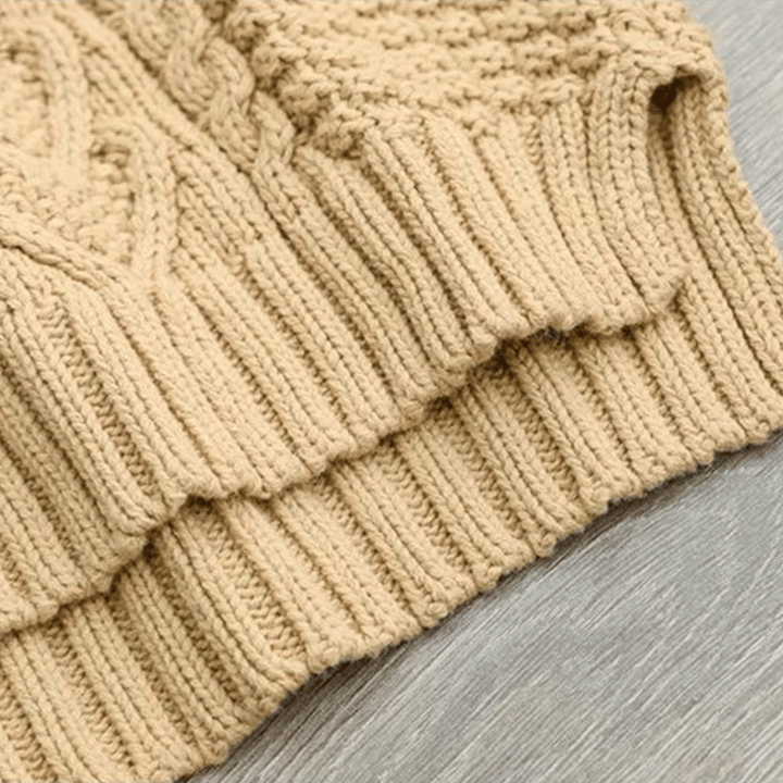 https://cdn.shopify.com/s/files/1/0830/7487/5738/files/molvana-veloura-turtleneck-pullover-14175black5100014064-825346.png?v=1773741278