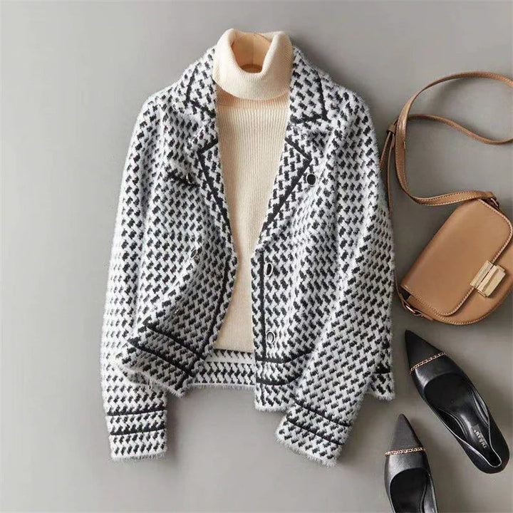 https://cdn.shopify.com/s/files/1/0830/7487/5738/files/white_781b5334-20a6-4626-ae3e-1e5393aec567.jpg?v=1773226973
